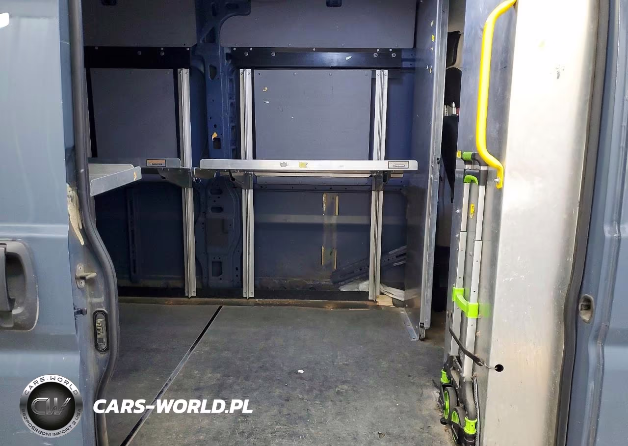 2020 Ram Promaster 3500 Delivery Van VIN:3C6URVJG1LE129240 - 11