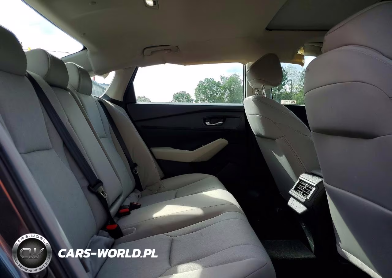 2025 Honda Accord Se VIN:1HGCY1F4XSA048139 - 10