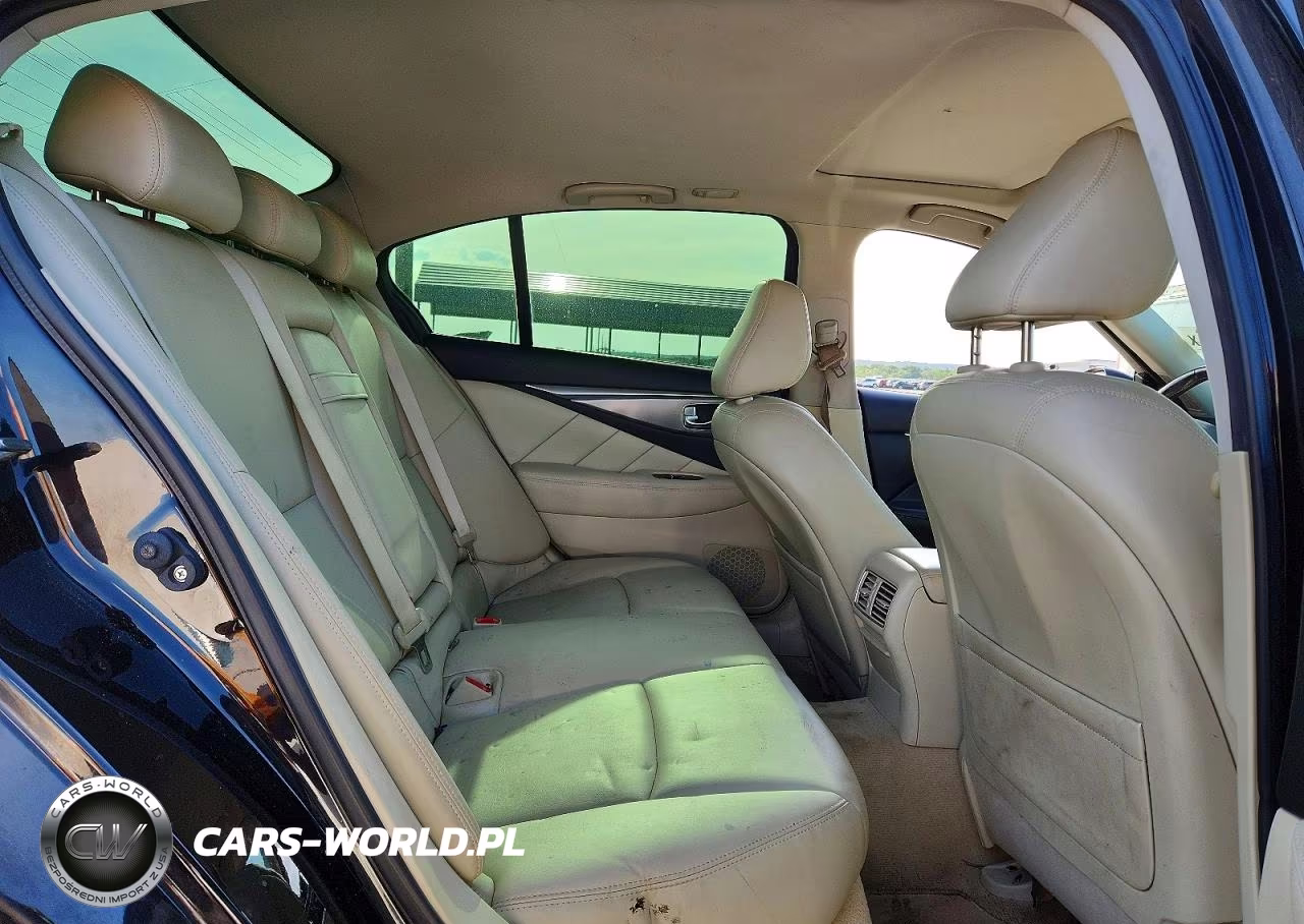 2015 Infiniti Q50 VIN:JN1BV7AP3FM355022 - 10