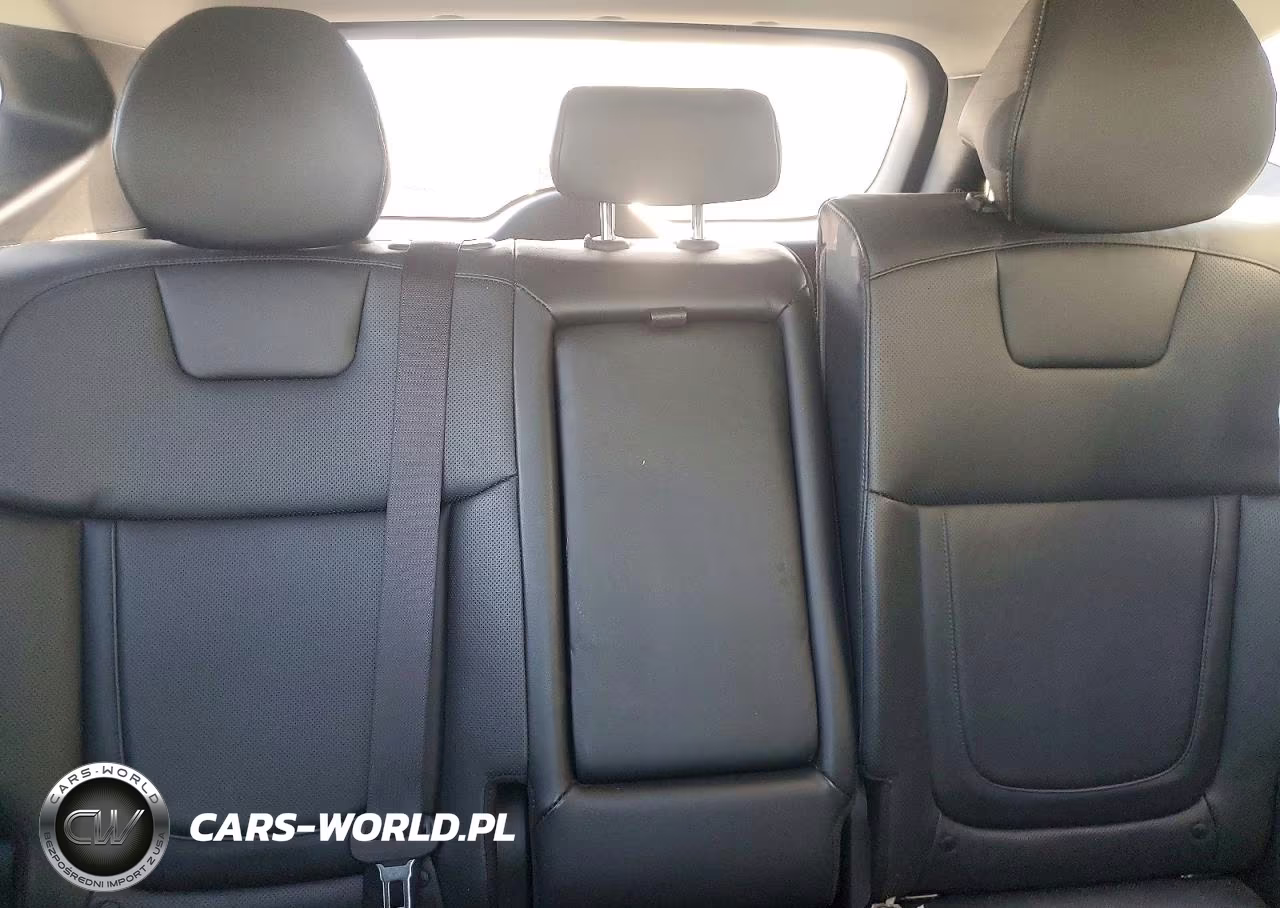 2022 Hyundai Tucson Limited VIN:KM8JECA1XNU045425 - 10