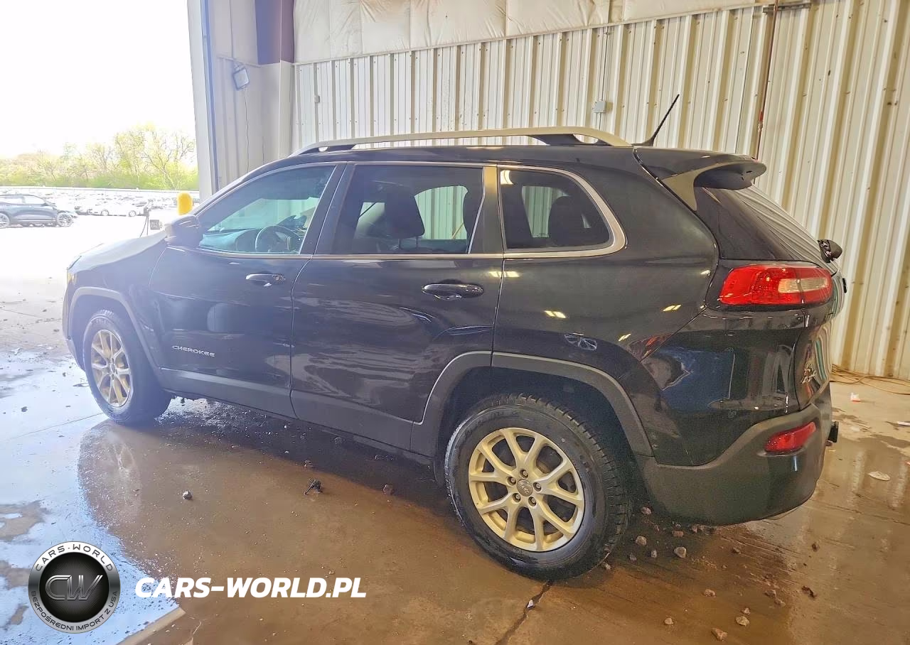 2015 Jeep Cherokee Latitude VIN:1C4PJMCS2FW756029 - 2