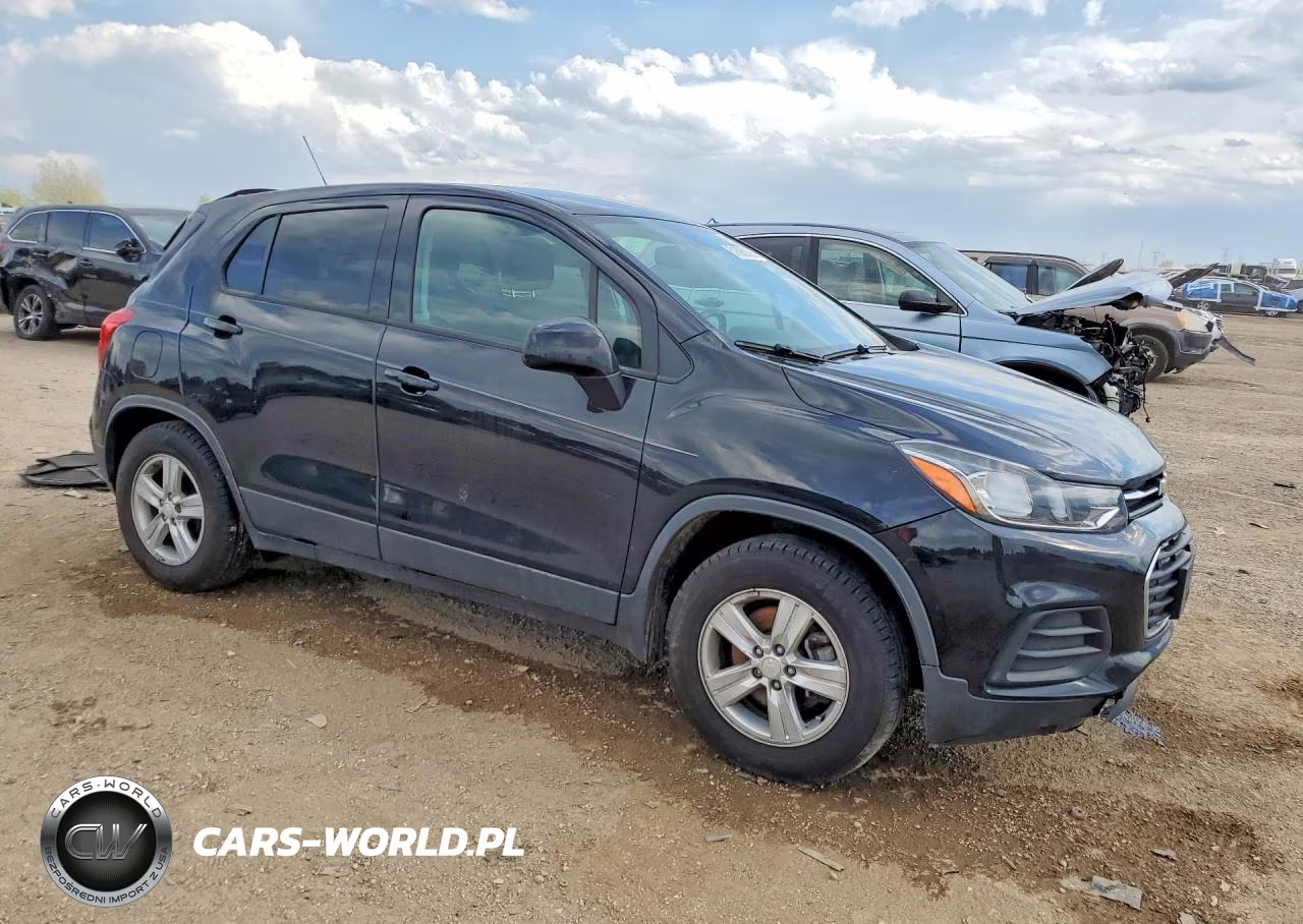 2019 Chevrolet Trax Ls VIN:3GNCJKSB5KL387565 - 4