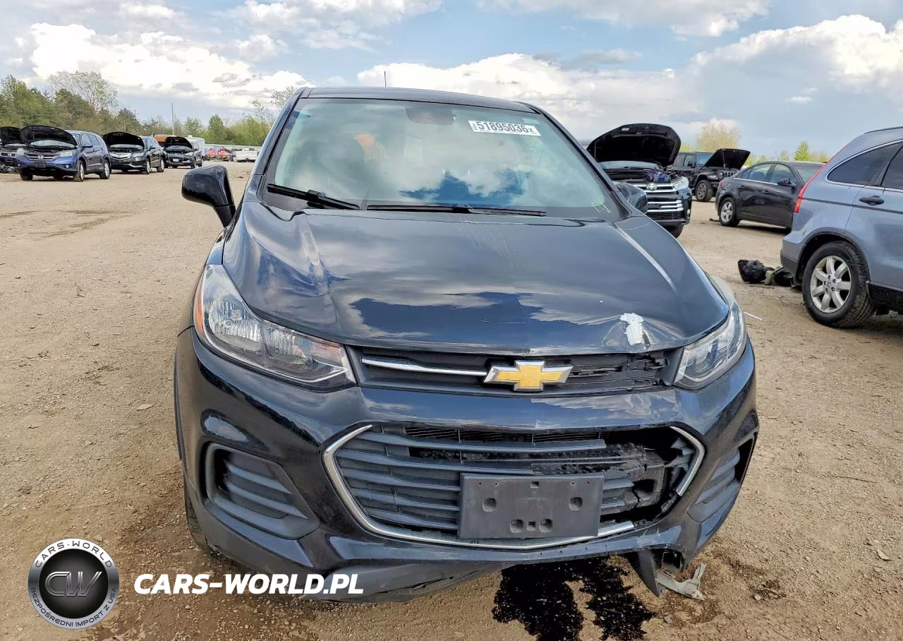 2019 Chevrolet Trax Ls VIN:3GNCJKSB5KL387565 - 5