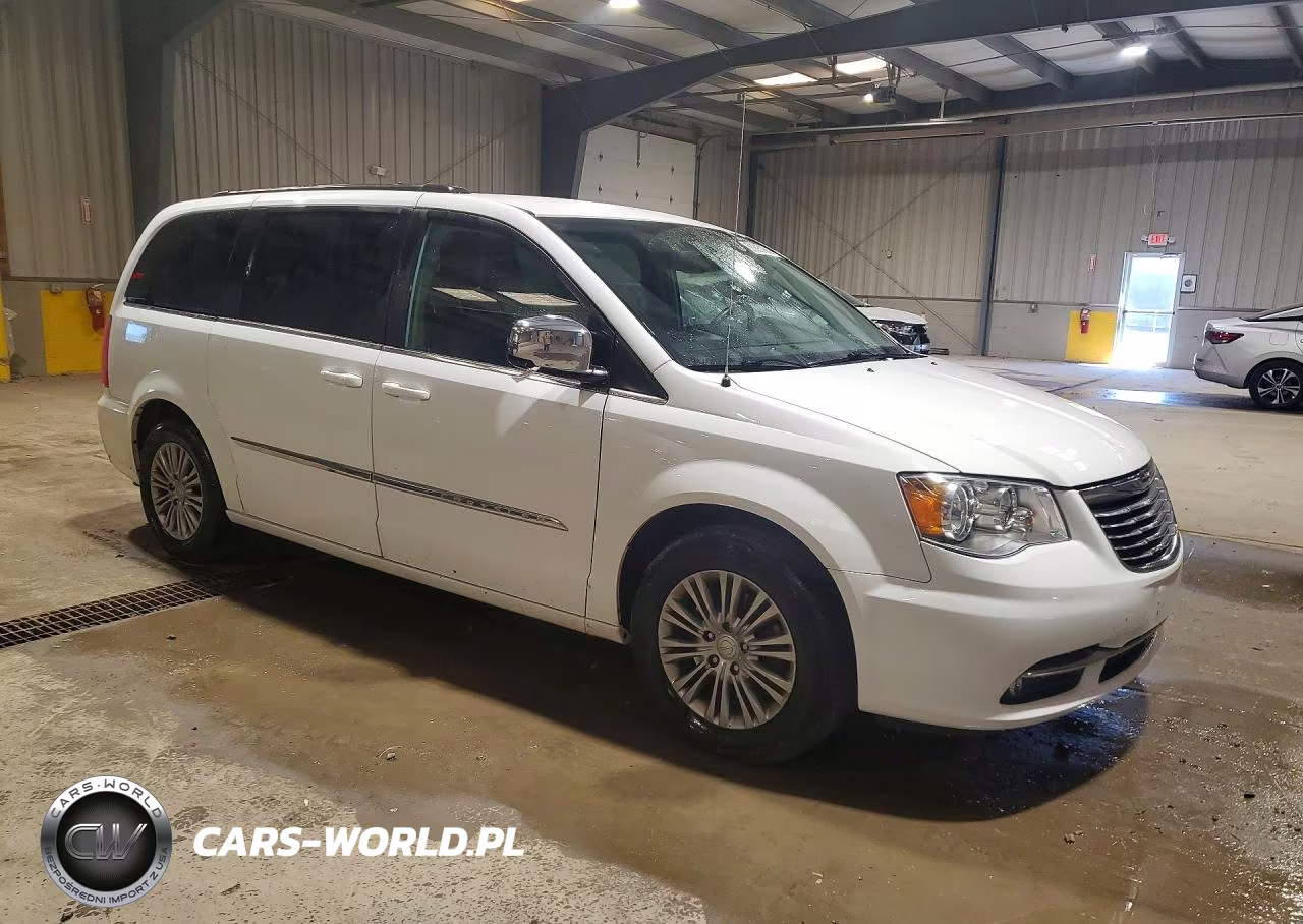 2016 Chrysler Town & Country Touring L VIN:2C4RC1CG0GR240419 - 4