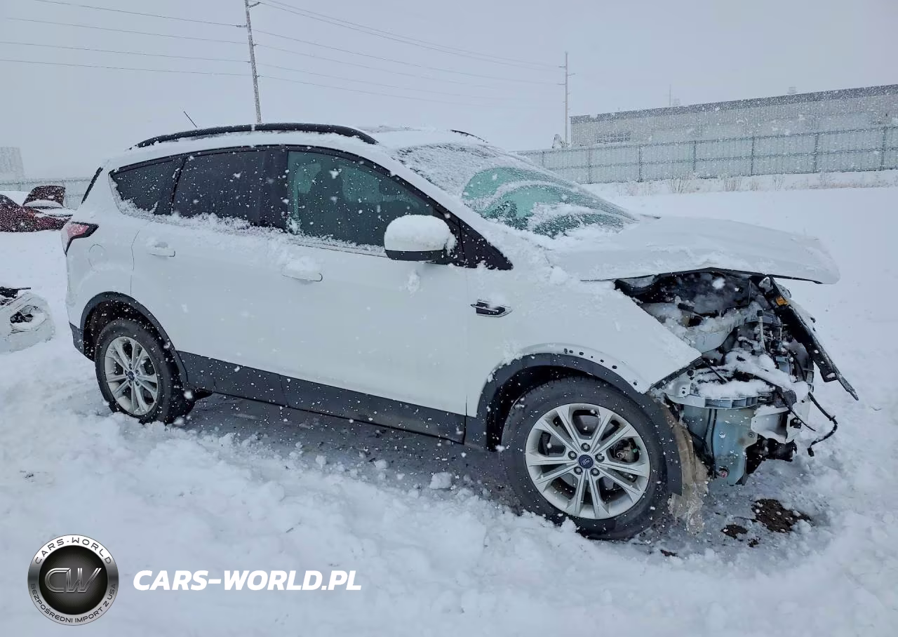 2018 Ford Escape Se VIN:1FMCU9GD2JUA72936 - 4