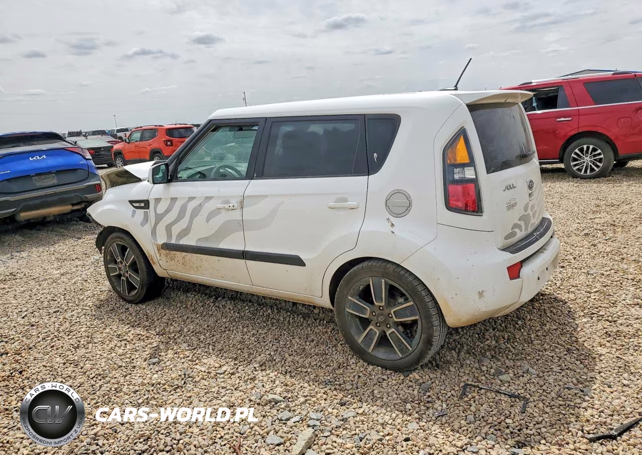 2011 Kia Soul + VIN:KNDJT2A27B7727119 - 2