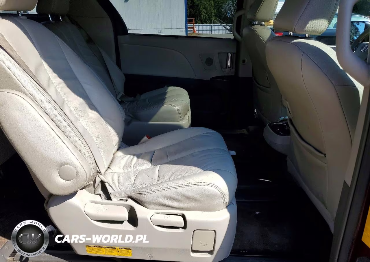 2014 Toyota Sienna Xle 7-Passenger VIN:5TDDK3DC0ES083581 - 11