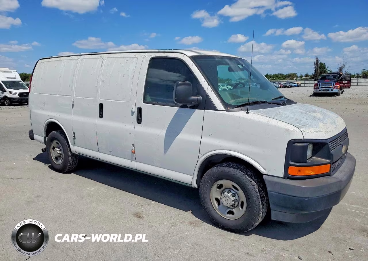 2017 Chevrolet Express G2500