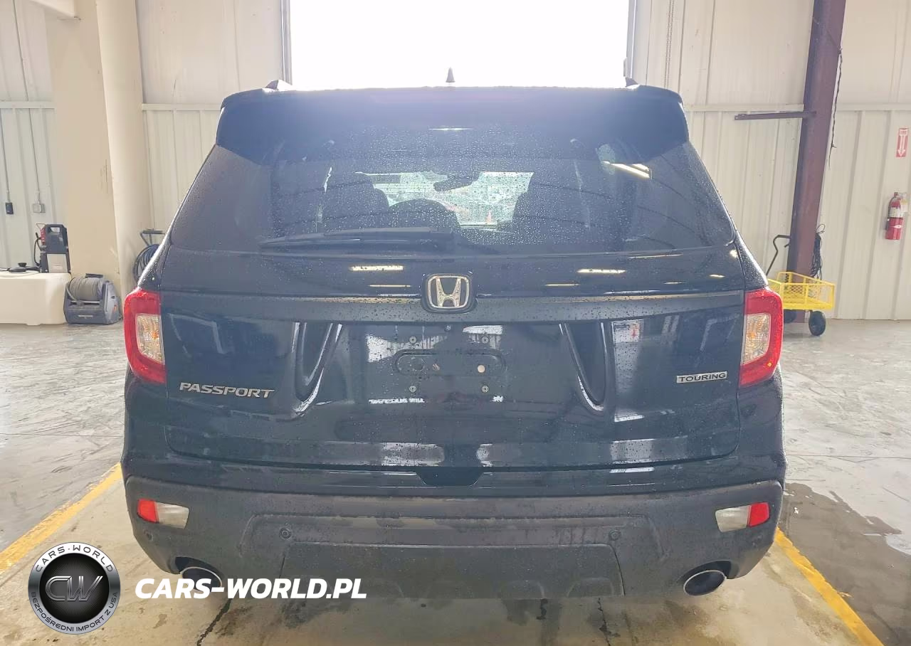 2020 Honda Passport Touring VIN:5FNYF7H92LB004991 - 6