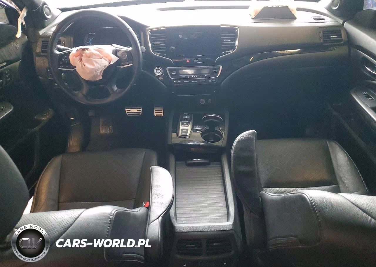 2020 Honda Passport Touring VIN:5FNYF7H92LB004991 - 8