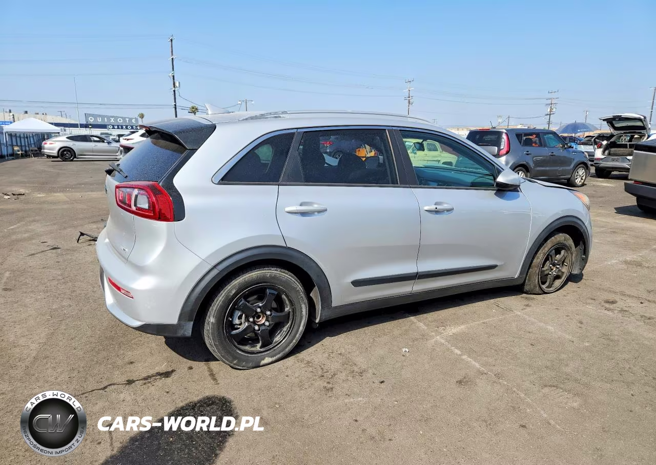 2018 Kia Niro Lx VIN:KNDCB3LC0J5155828 - 3