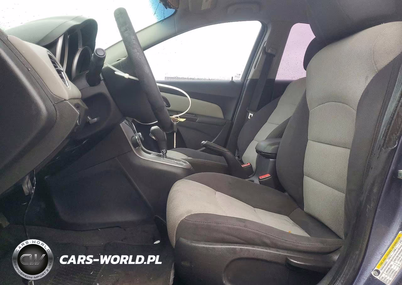 2014 Chevrolet Cruze Ls VIN:1G1PA5SH7E7316398 - 7