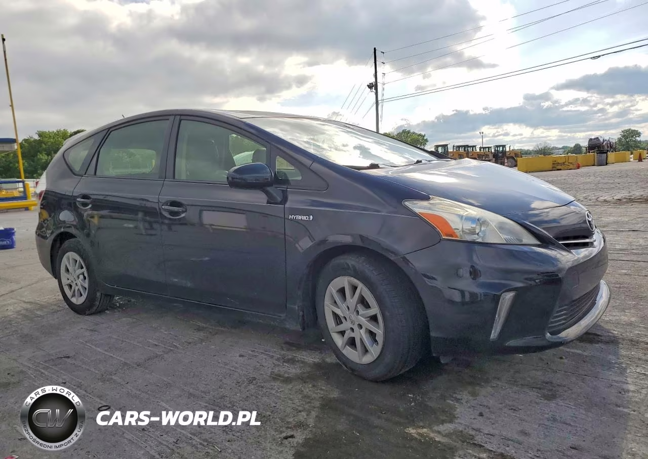 2013 Toyota Prius V Three VIN:JTDZN3EU7D3229141 - 4