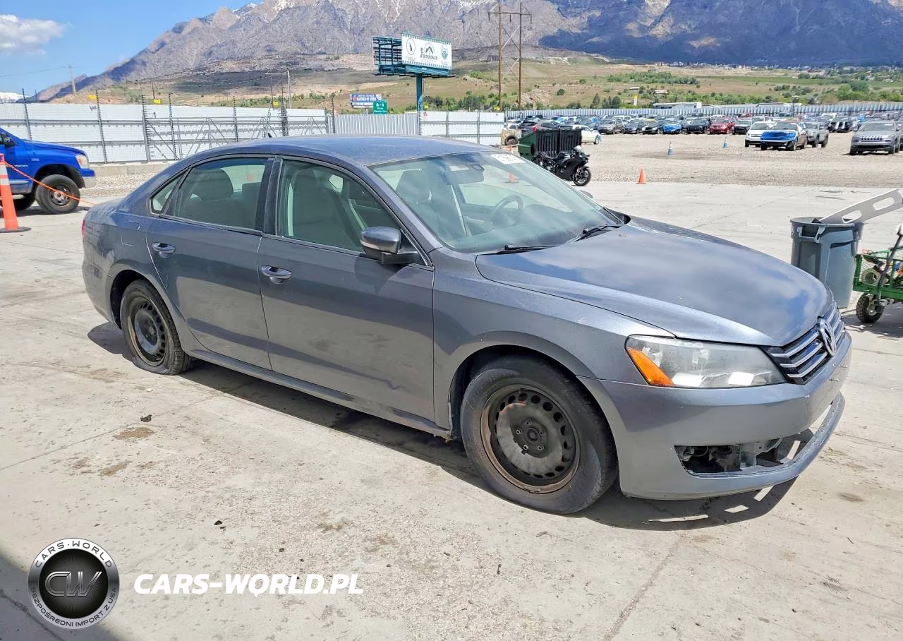 2014 Volkswagen Passat S VIN:1VWAP7A31EC016597 - 4