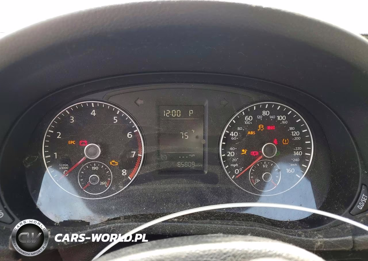 2014 Volkswagen Passat S VIN:1VWAP7A31EC016597 - 9