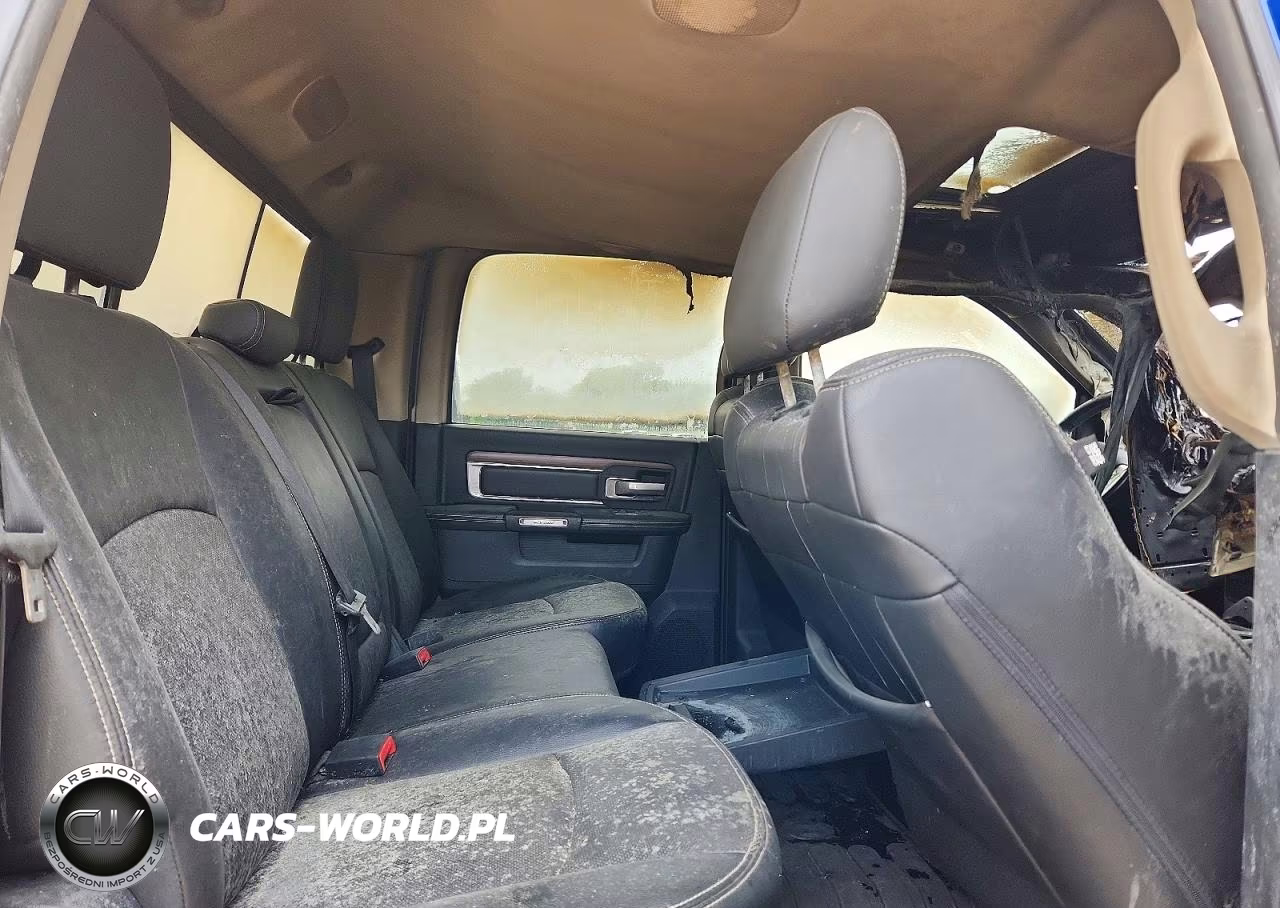 2014 Ram 2500 Laramie VIN:3C6UR5FL1EG155303 - 10