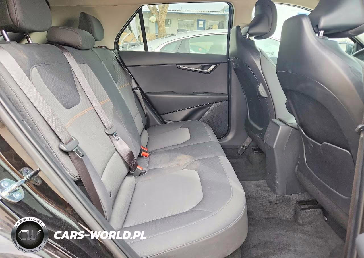2026 Kia Niro Lx VIN:KNDCP3LE6T5341721 - 11