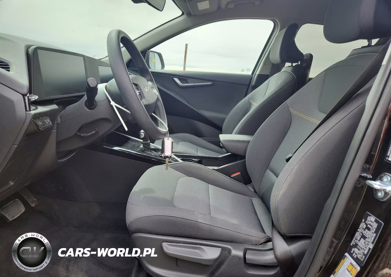2026 Kia Niro Lx VIN:KNDCP3LE6T5341721 - 7