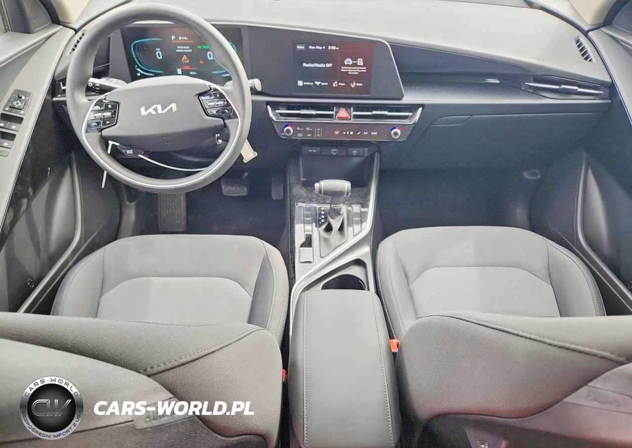 2026 Kia Niro Lx VIN:KNDCP3LE6T5341721 - 8