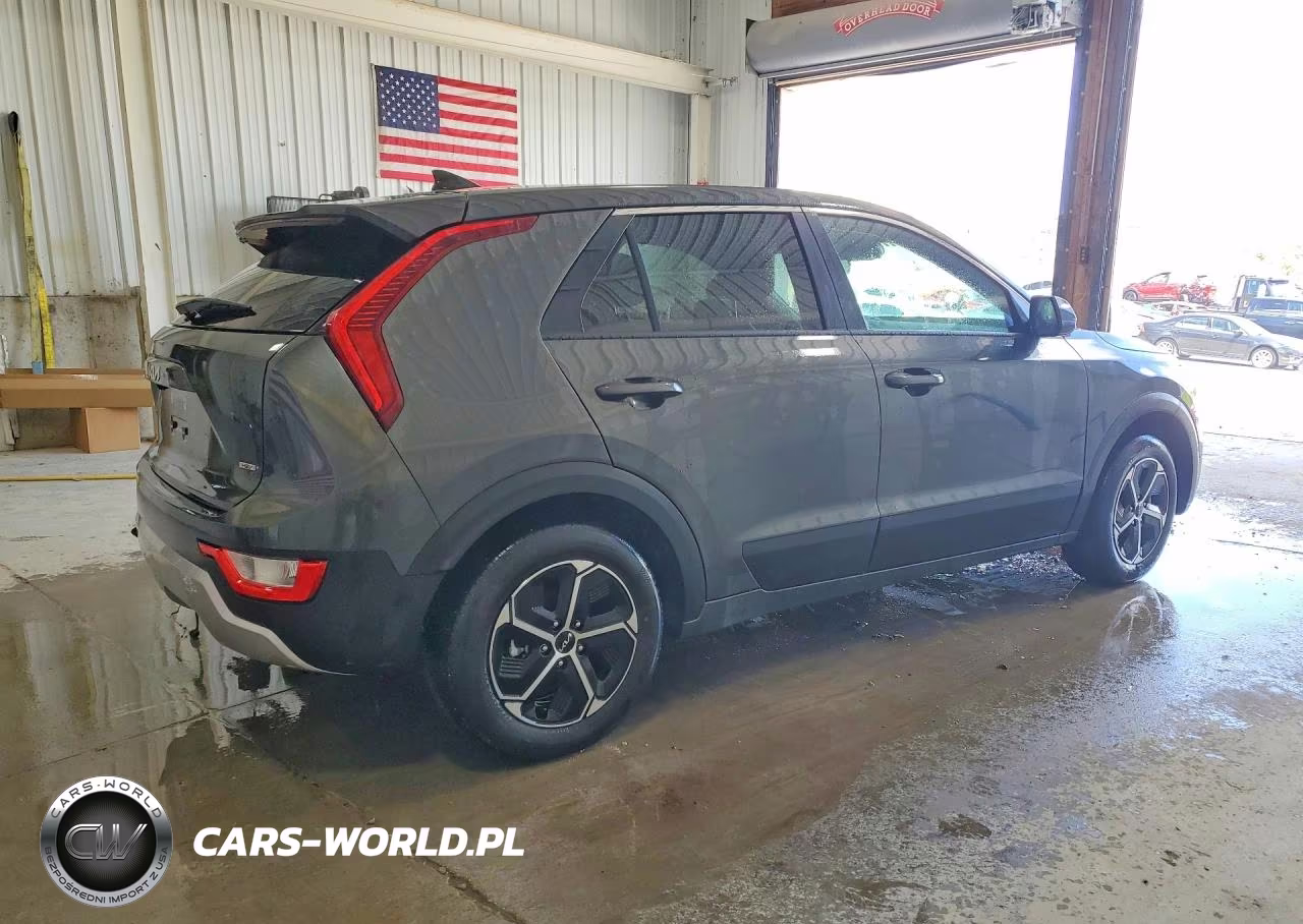 2026 Kia Niro Lx VIN:KNDCP3LE4T5316199 - 3