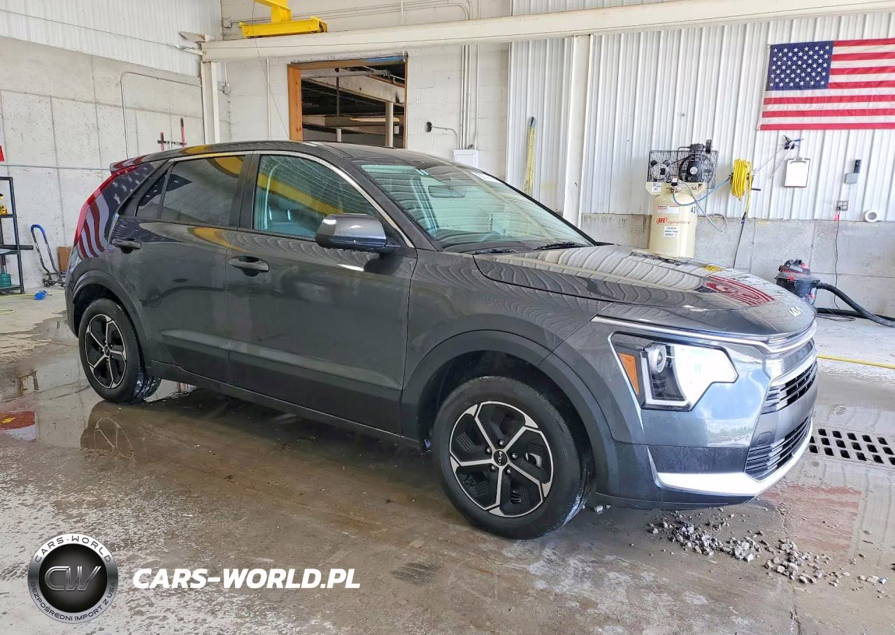 2026 Kia Niro Lx VIN:KNDCP3LE4T5316199 - 4