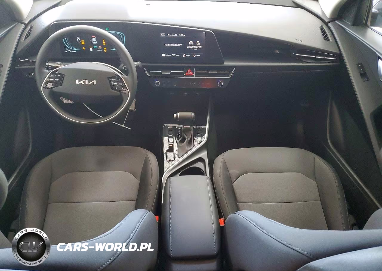 2026 Kia Niro Lx VIN:KNDCP3LE4T5316199 - 8