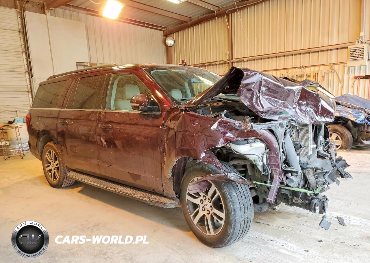 2023 Ford Expedition Max Xlt VIN:1FMJK1H86PEA63823 - 4