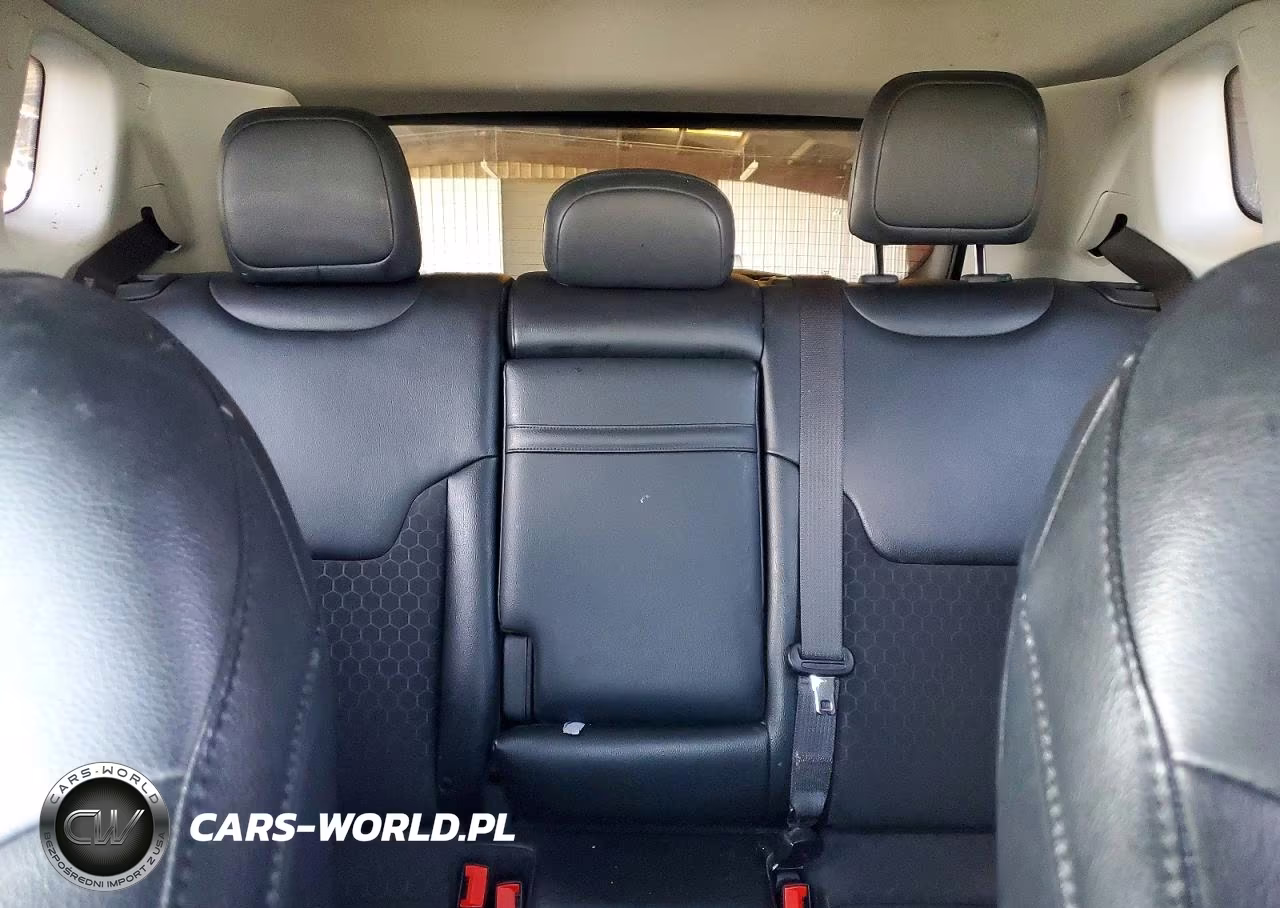 2019 Jeep Compass Latitude VIN:3C4NJCBB6KT726910 - 10