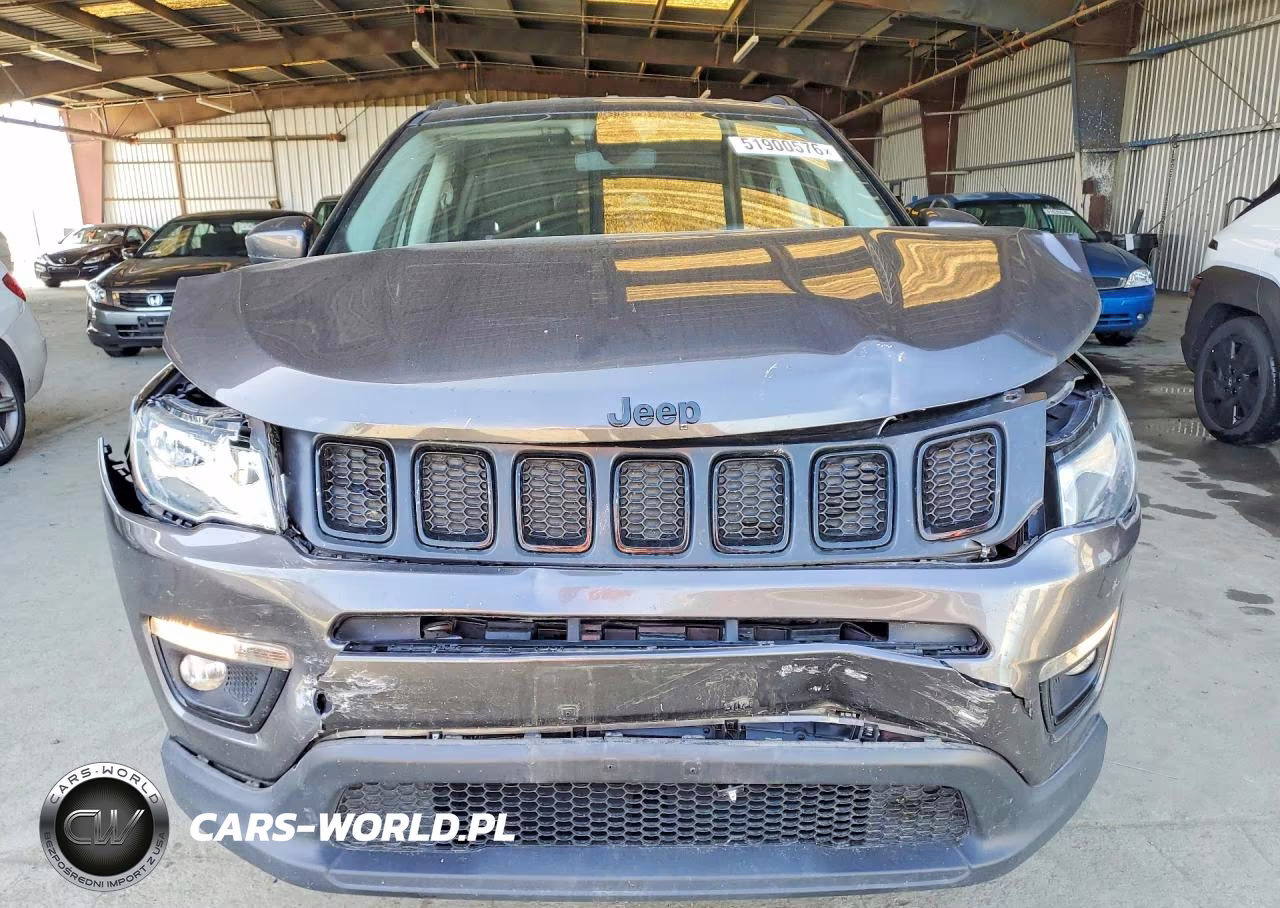 2019 Jeep Compass Latitude VIN:3C4NJCBB6KT726910 - 5