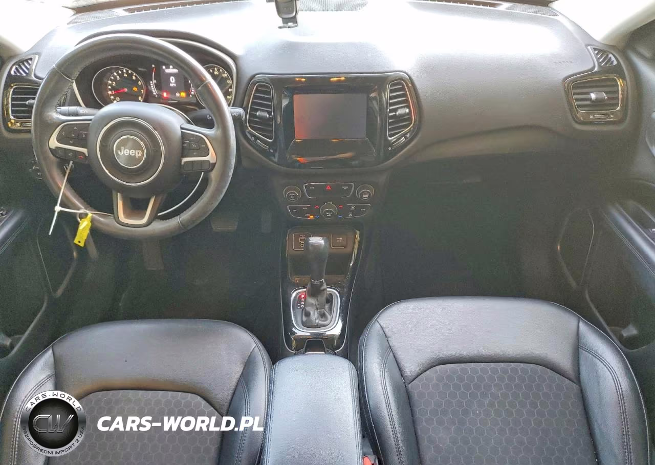 2019 Jeep Compass Latitude VIN:3C4NJCBB6KT726910 - 8