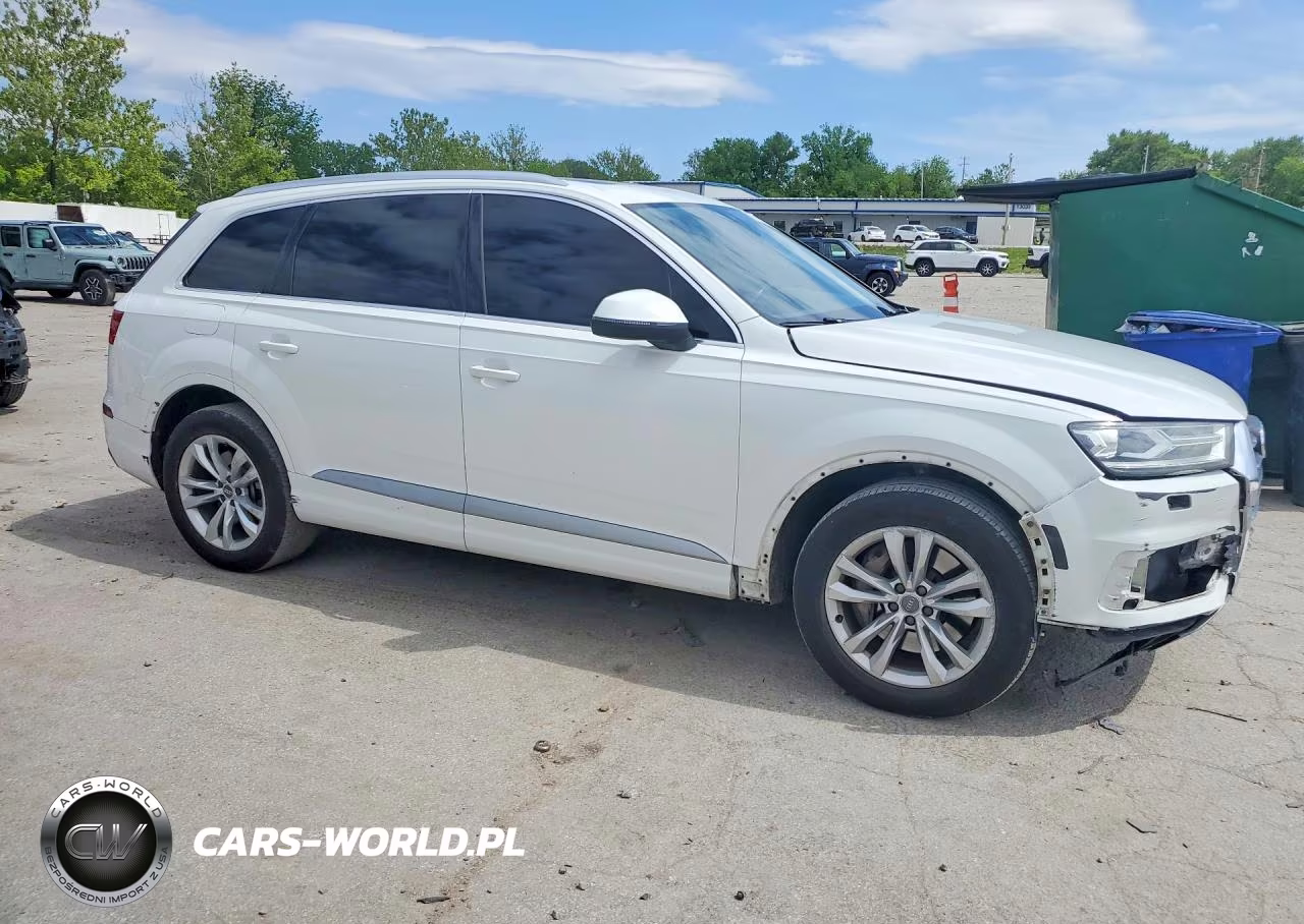 2018 Audi Q7 Premium Plus VIN:WA1LAAF74JD034967 - 4