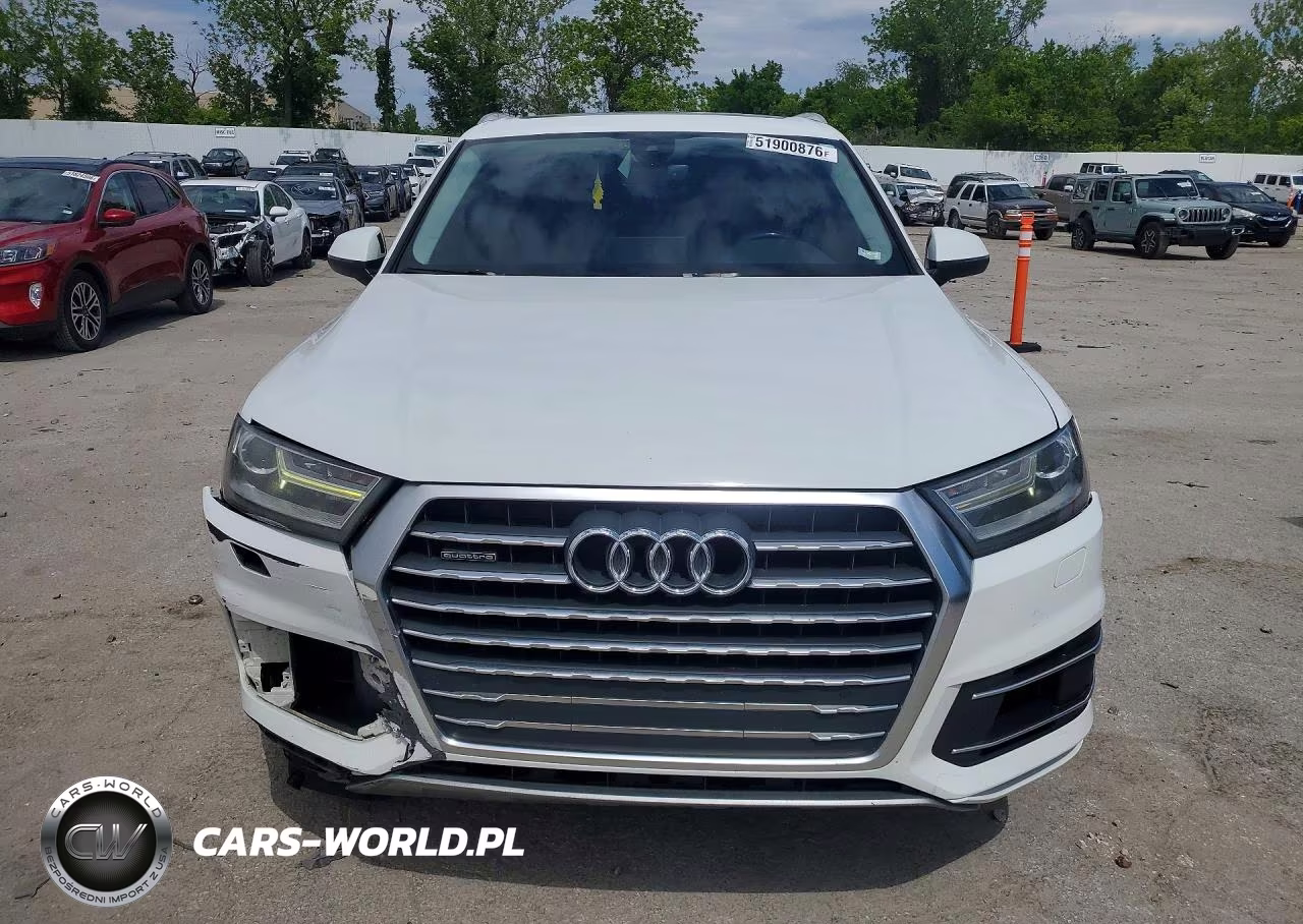 2018 Audi Q7 Premium Plus VIN:WA1LAAF74JD034967 - 5
