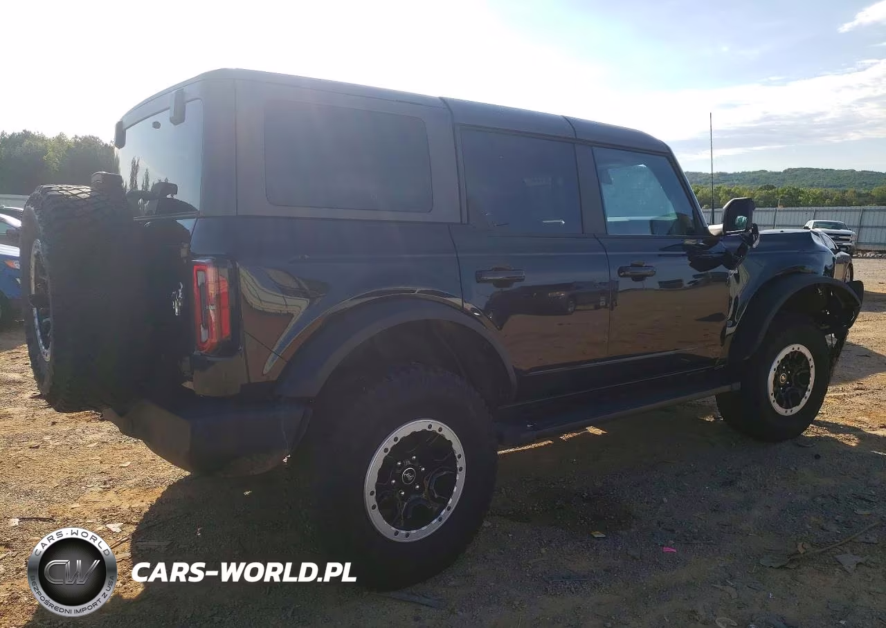 2023 Ford Bronco Base VIN:1FMEE5DP0PLB68155 - 3