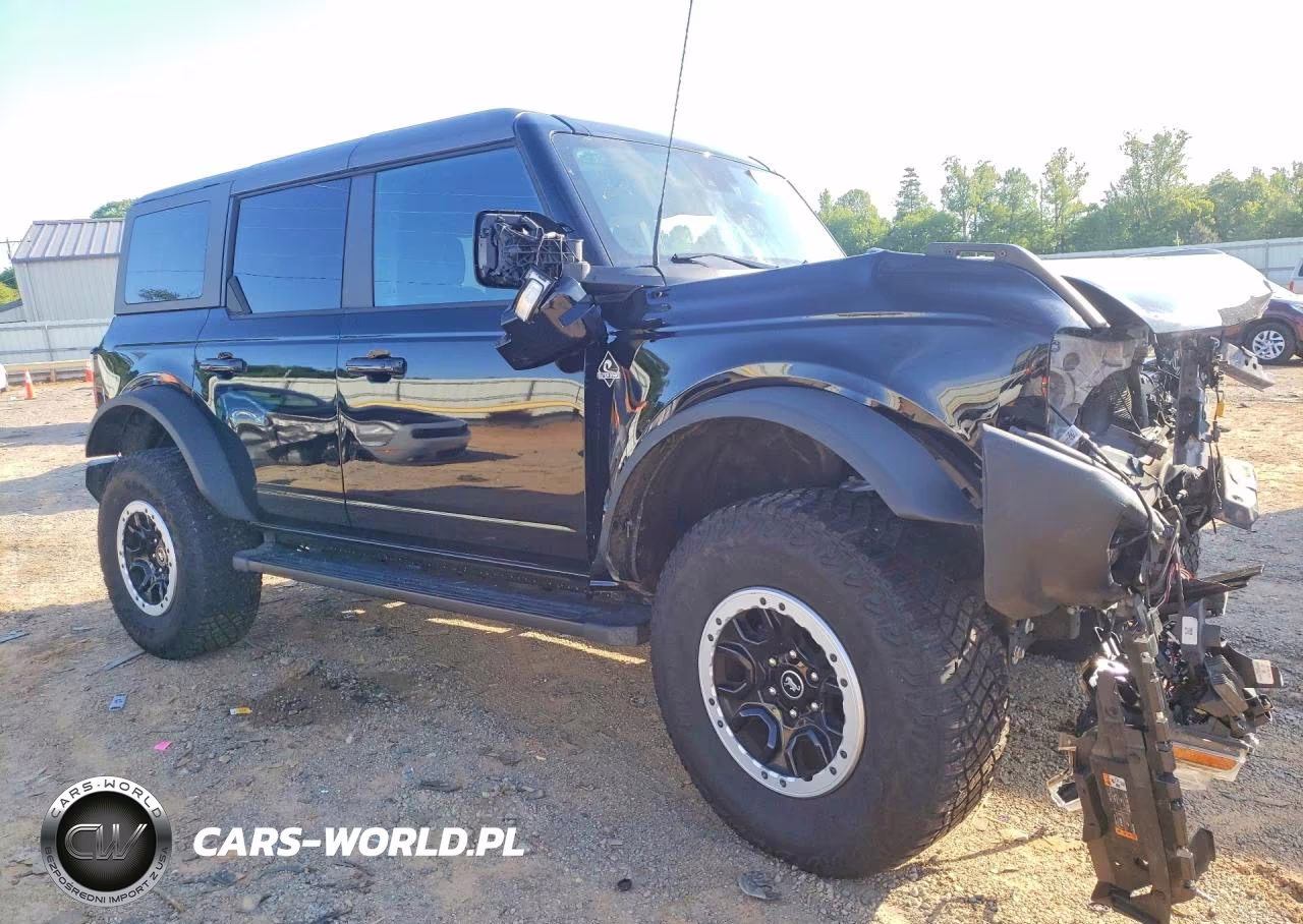 2023 Ford Bronco Base VIN:1FMEE5DP0PLB68155 - 4