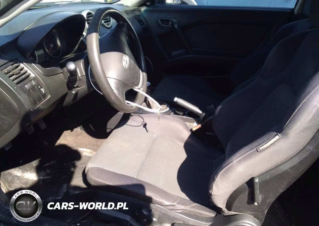 2006 Hyundai Tiburon Gs VIN:KMHHM65D56U211892 - 7