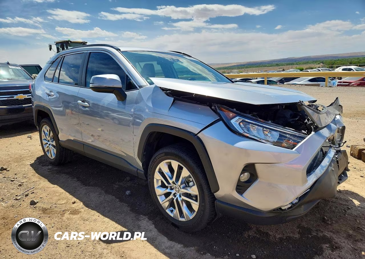 2021 Toyota Rav4 Xle Premium VIN:2T3C1RFV3MC118631 - 4