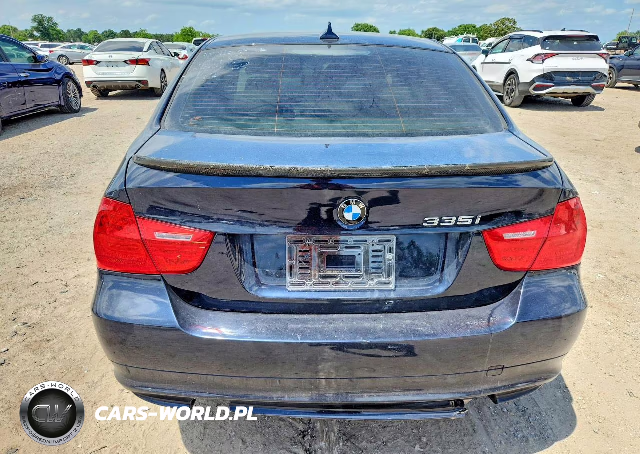 2010 BMW 335 Xi VIN:WBAPL3C52AA407549 - 6