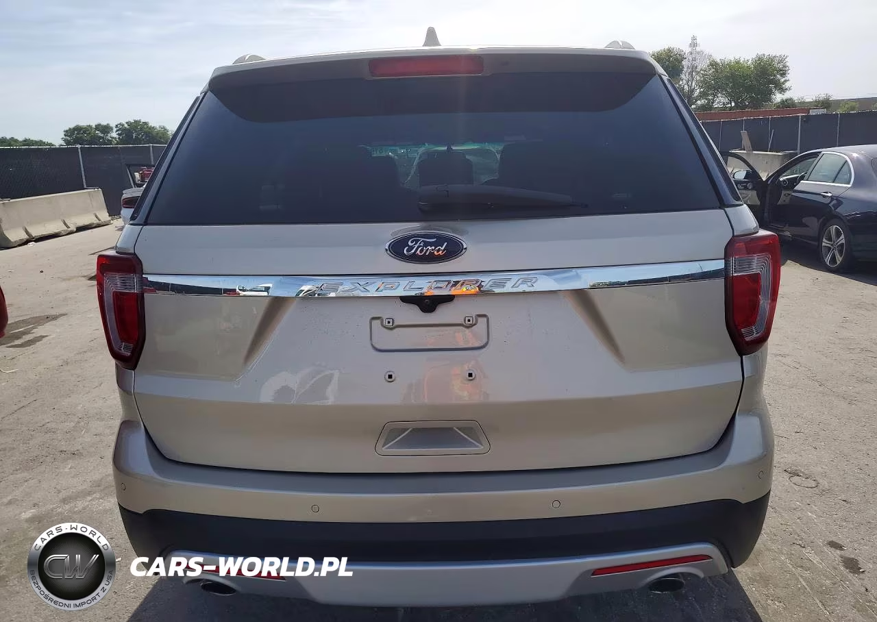 2017 Ford Explorer Xlt VIN:1FM5K7DH8HGA67114 - 6