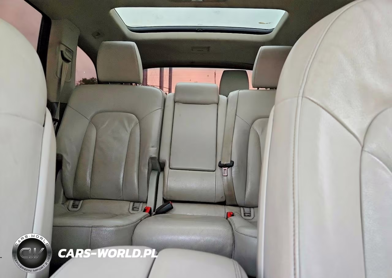 2012 Audi Q7 Premium Plus VIN:WA1LGAFE6CD010220 - 10