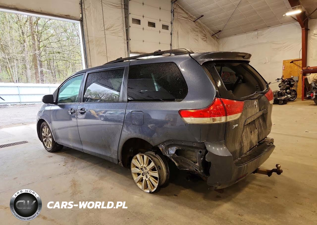 2014 Toyota Sienna Le VIN:5TDJK3DC4ES090925 - 2