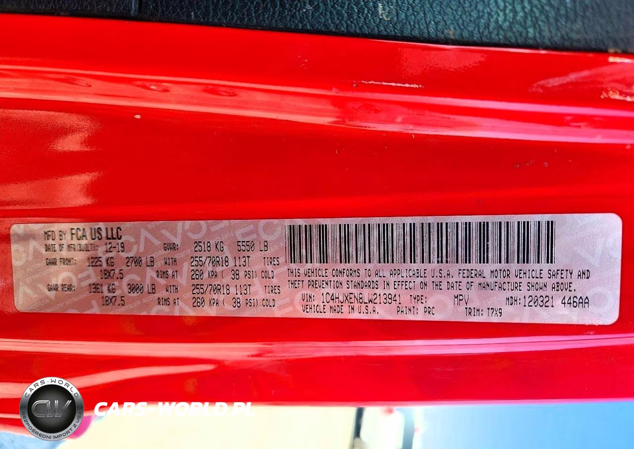 2020 Jeep Wrangler Unlimited Sahara VIN:1C4HJXEN8LW213941 - 13