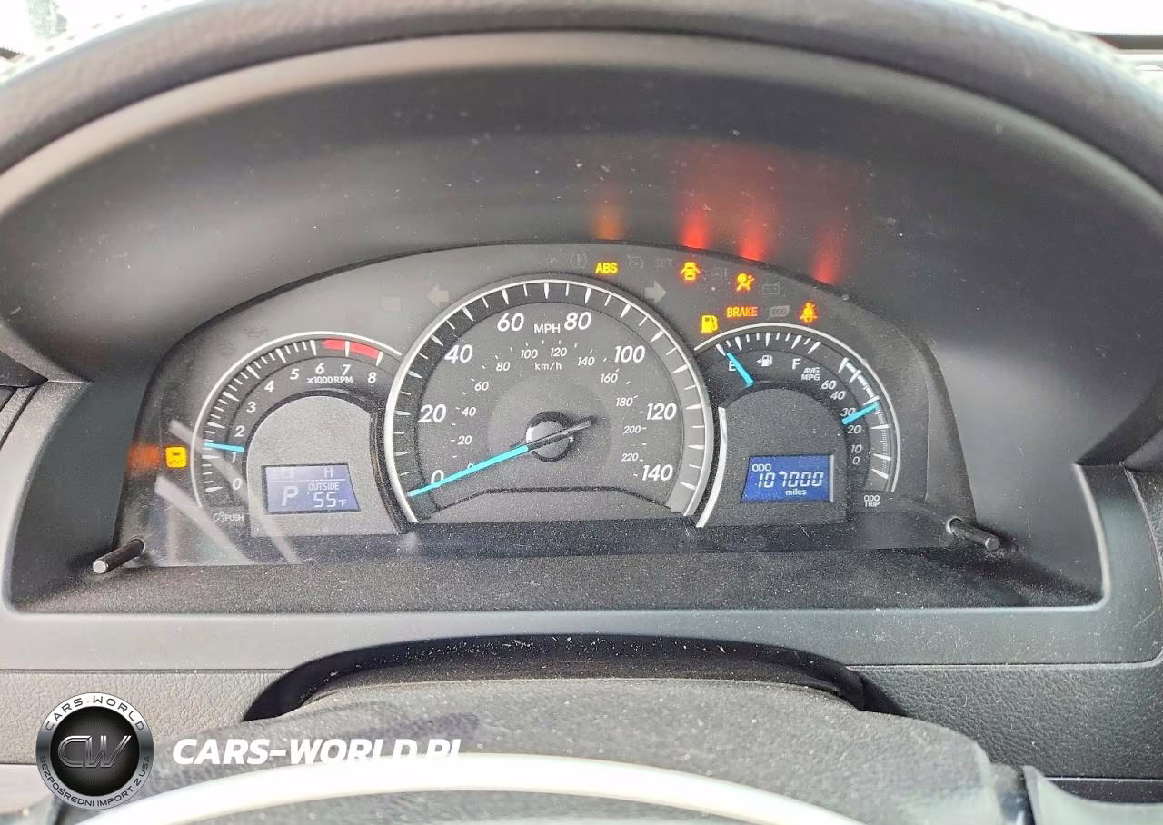 2015 Toyota Camry Le VIN:4T4BF1FK1FR498587 - 9