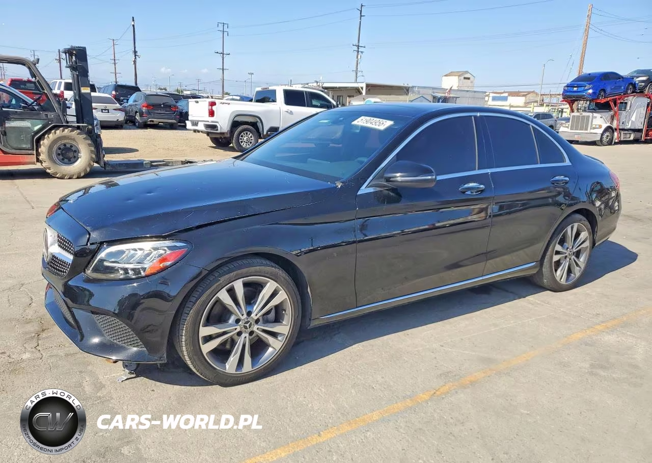 2020 Mercedes-Benz C 300