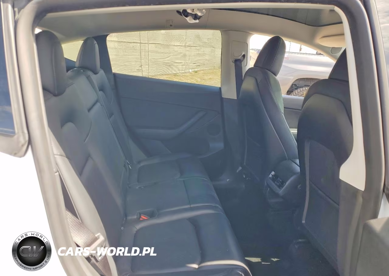 2022 Tesla Model Y VIN:7SAYGAEE7NF466917 - 11