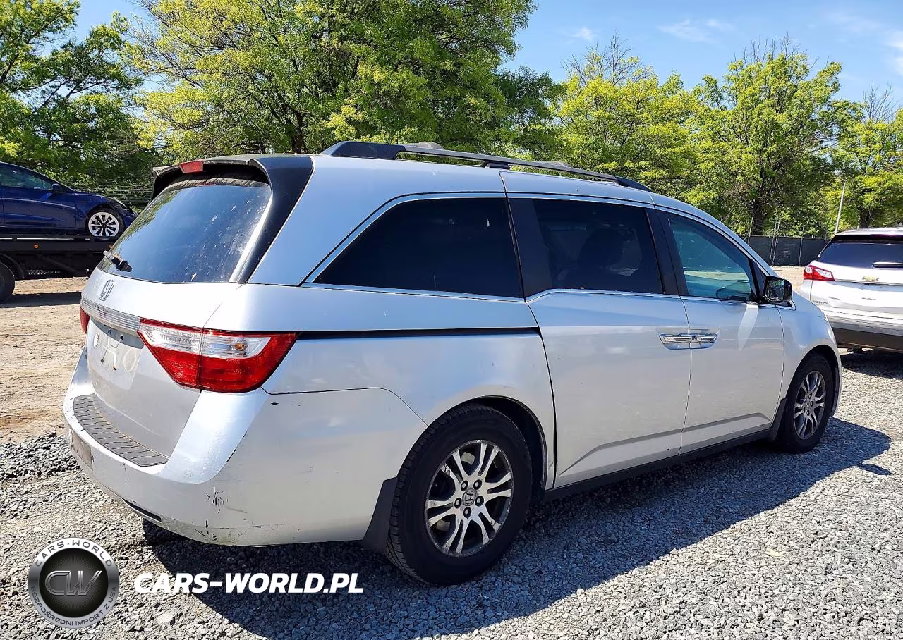2011 Honda Odyssey Exl VIN:5FNRL5H61BB043898 - 3