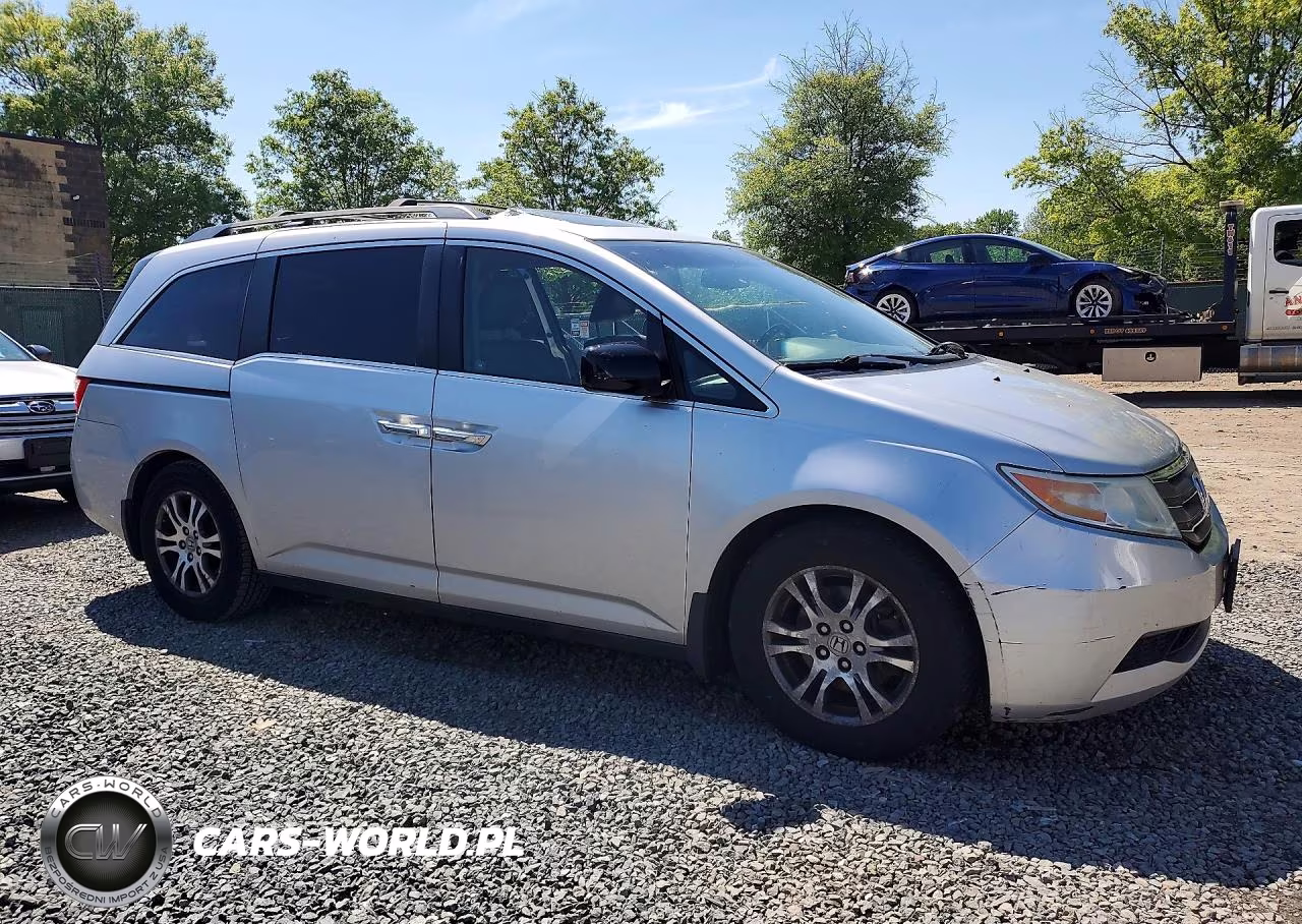 2011 Honda Odyssey Exl VIN:5FNRL5H61BB043898 - 4