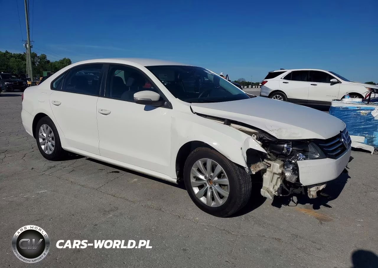 2013 Volkswagen Passat S VIN:1VWAP7A32DC093977 - 4