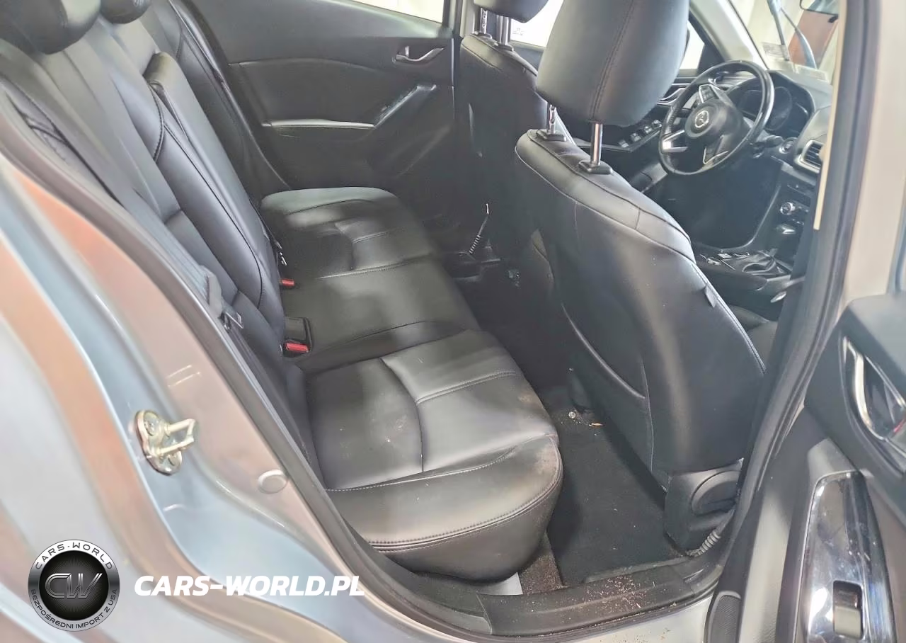 2018 Mazda 3 Touring VIN:3MZBN1V35JM211970 - 10