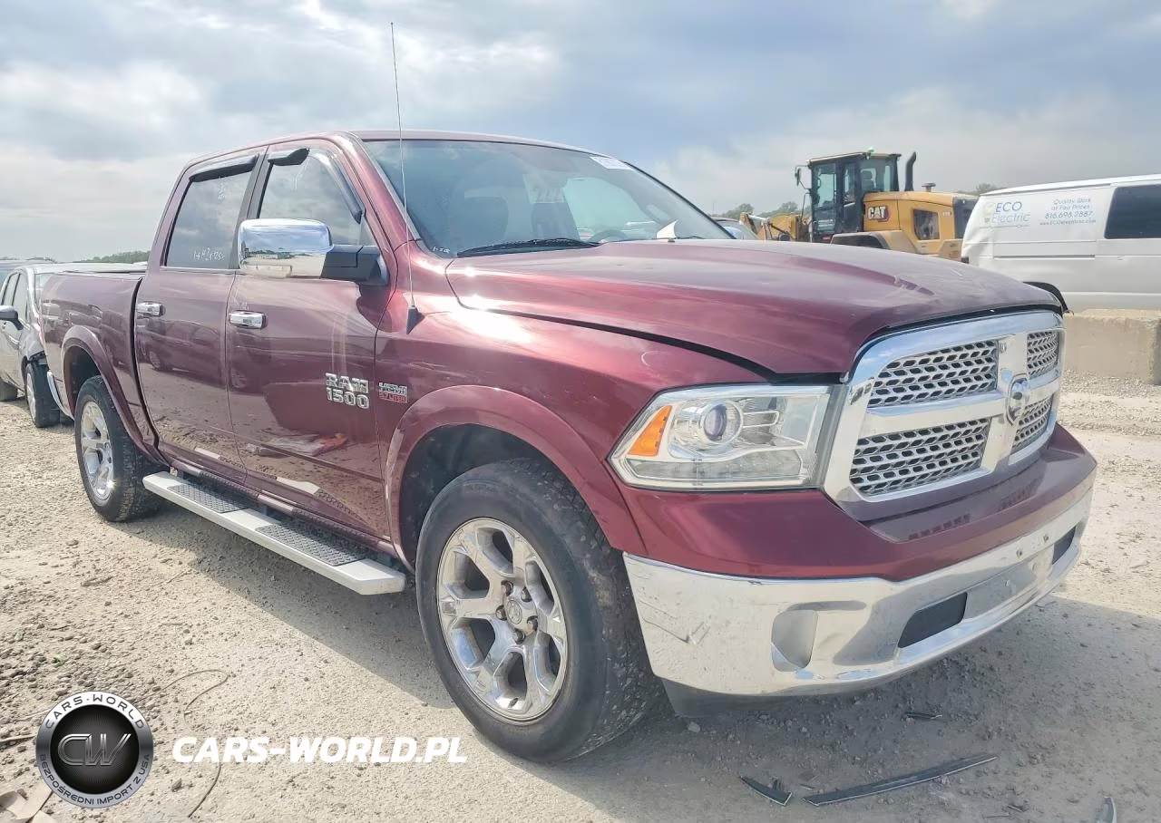 2016 Ram 1500 Laramie VIN:1C6RR7NT6GS314749 - 4