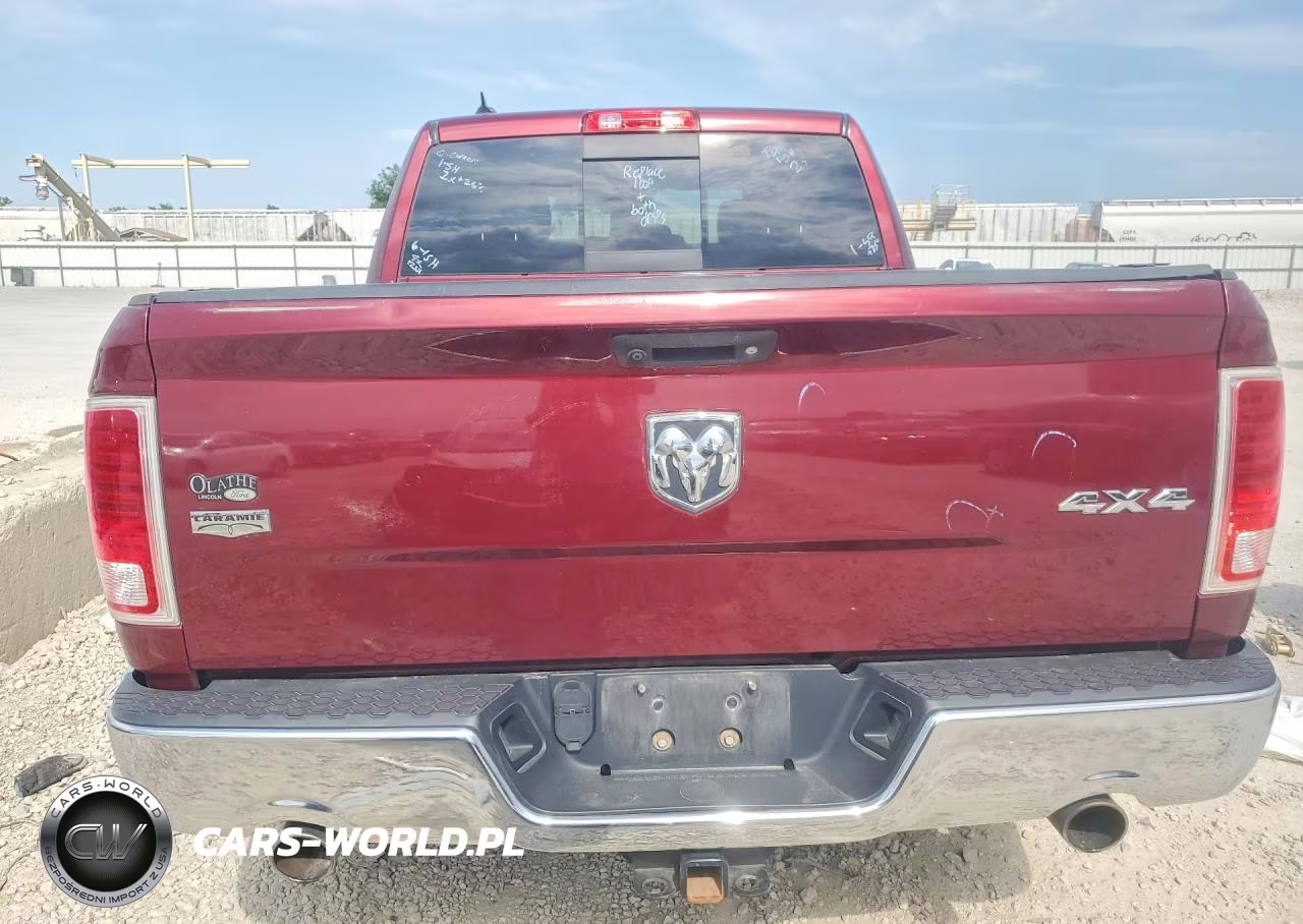 2016 Ram 1500 Laramie VIN:1C6RR7NT6GS314749 - 6